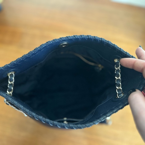 Tory Burch Bucket Bag Navy Blue - Picture 3 of 9